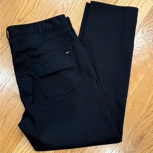 Tommy Hilfiger Men’s Chino, Black, Straight Fit, 38x30